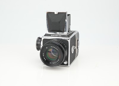 Lot 659 - A Salyut-S Medium Format SLR Outfit