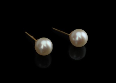 Lot 601 - Pearl Solitaire Earrings