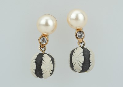 Lot 603 - Wedgwood Jasperware Earrings