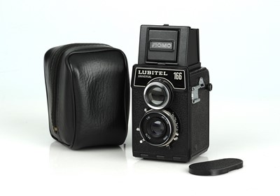 Lot 226 - A Lubitel 166 Universal Medium Format TLR Camera