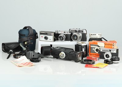 Lot 387 - A Mixed Selection of Cameras & Accessories