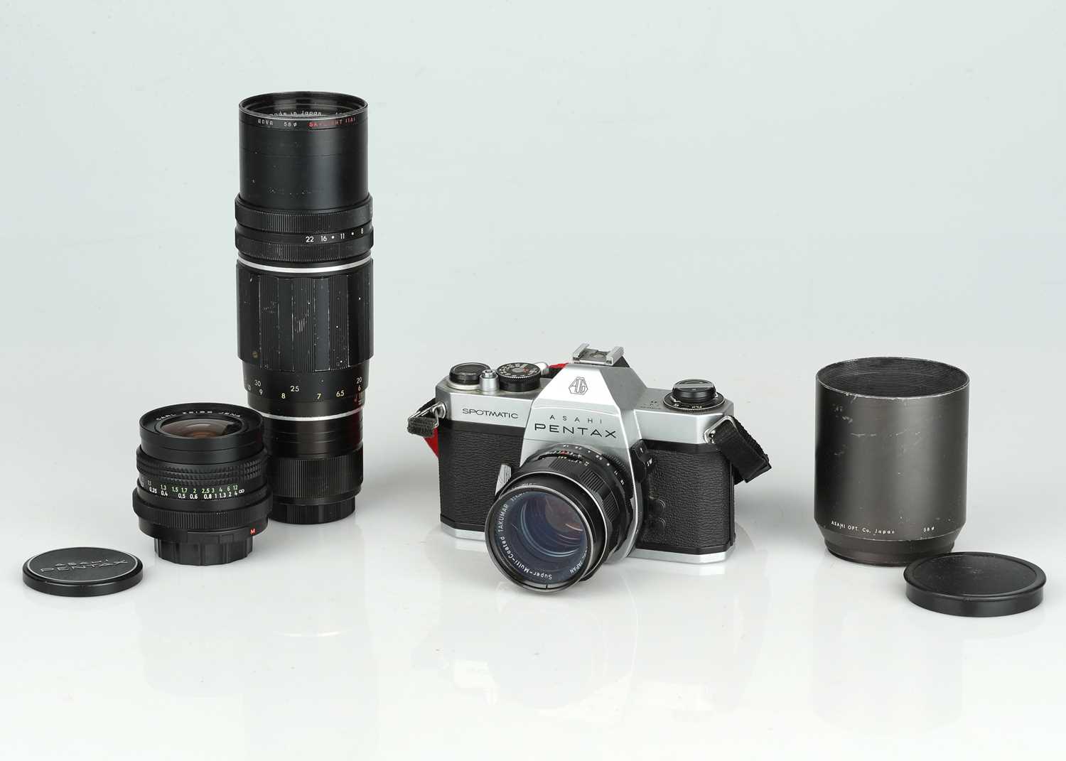 Lot 125 - A Pentax SPII 35mm SLR Camera