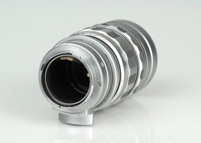Lot 20 - A Leitz Summicron f/2 90mm Lens