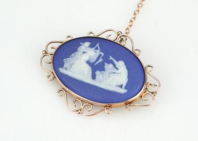 Lot 596 - Wedgwood Portland Blue Jasperware Brooch