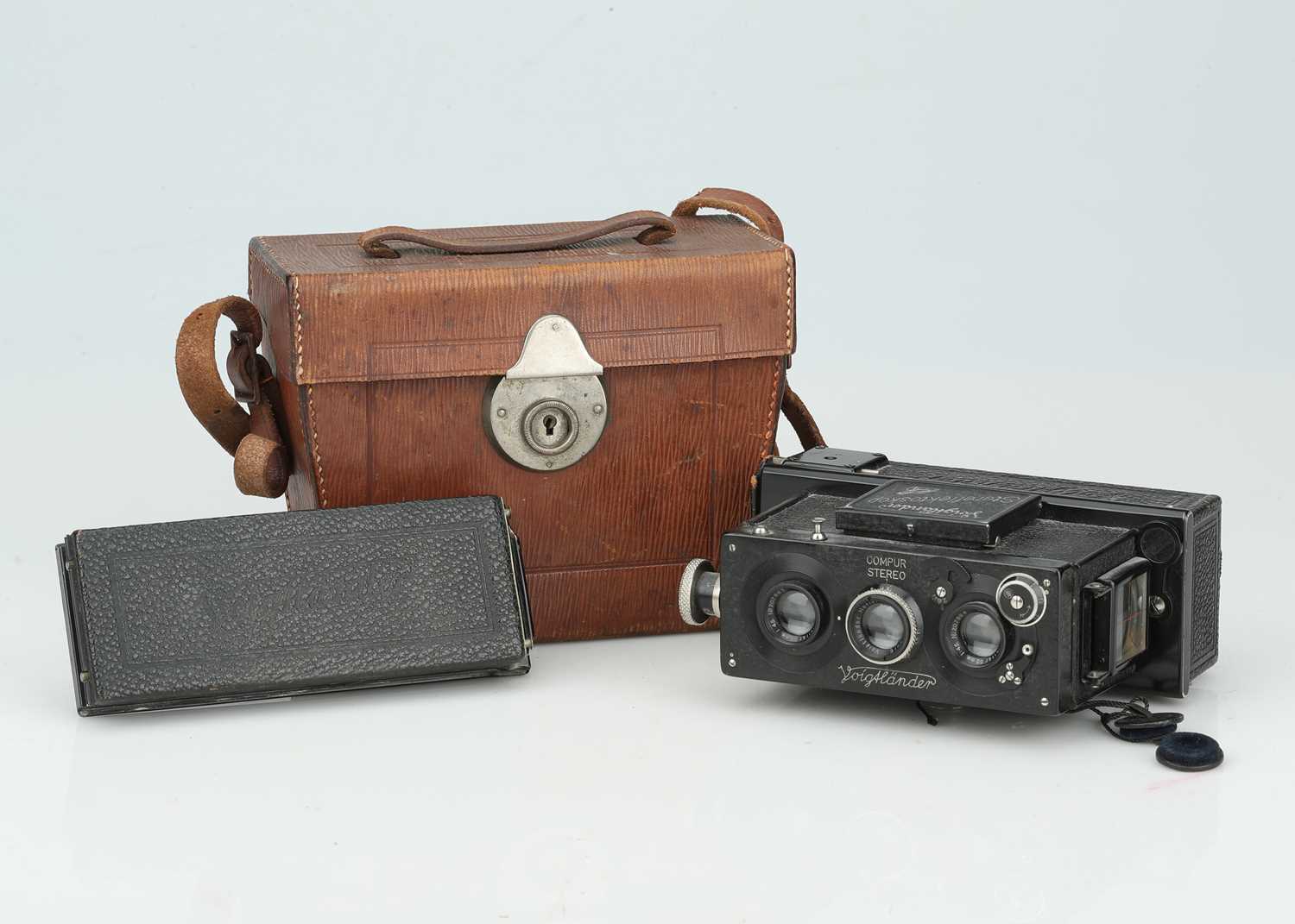 Lot 217 - A Voigtlander Stereflektoskop Stereoscopic Camera