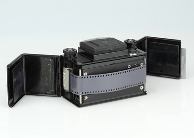 Lot 222 - A 35mm Converted Sputnik Medium Format Stereoscopic Camera