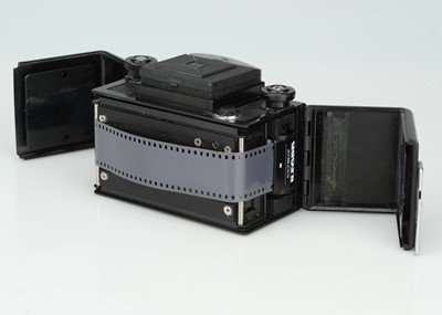 Lot 222 - A 35mm Converted Sputnik Medium Format Stereoscopic Camera