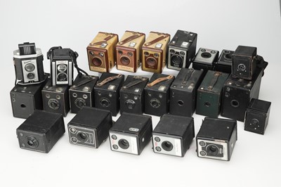 Lot 302 - A Large Selection of Box Type Cameras