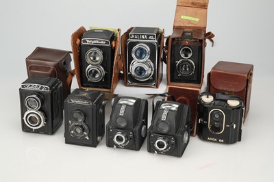 Lot 303 - A Mixed Selection of Box Type Cameras