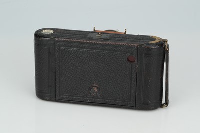 Lot 304 - A J. Lizars Challenge Dayspool Folding Camera