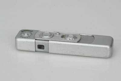 Lot 200 - A Minox B Sub Miniature Camera Outfit