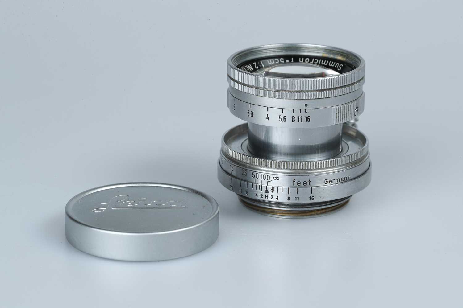 Lot 40 - A Leitz Summicron f/2 50mm Lens