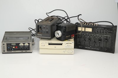 Lot 552 - A Mixed Selection of Audio-Visual Devices