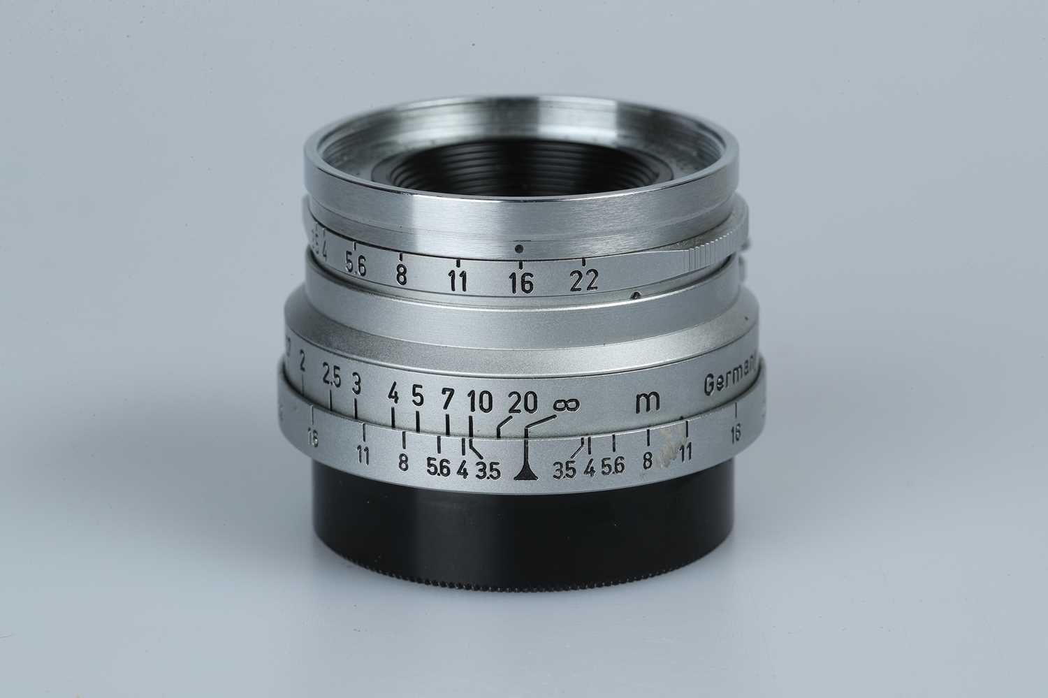 Lot 46 - A Leitz Summaron f/3.5 35mm Lens