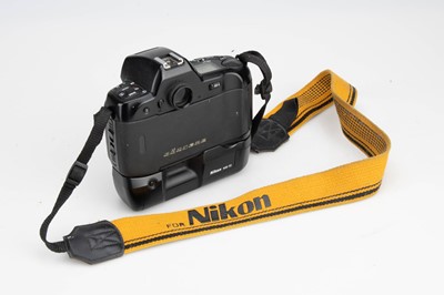 Lot 95 - A Nikon F90X 35mm SLR Camera