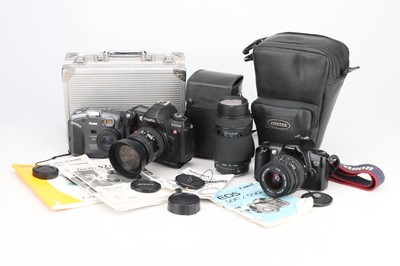 Lot 286 - A Mixed Selection of Cameras