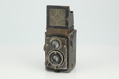 Lot 209 - A Rollei Rolleicord I Art Deco TLR Camera