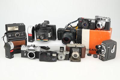 Lot 283 - A Mixed Selection of Cameras & Accessories