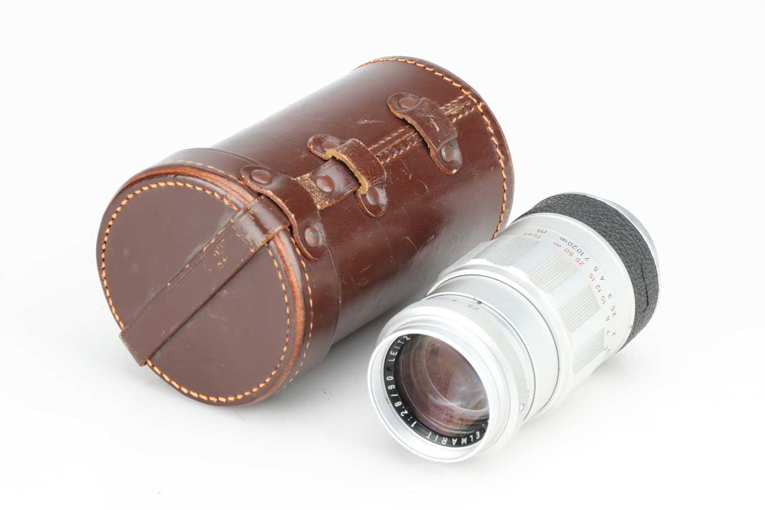 Lot 47 - A Leitz Elmarit f/2.8 90mm Lens