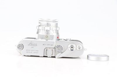 Lot 1 - A Leica M3 DS Rangefinder Camera