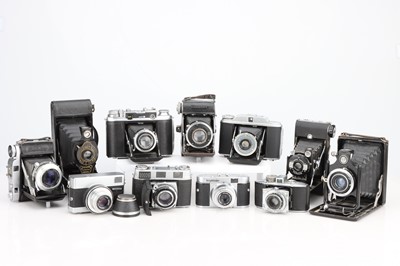 Lot 295 - A Good Selection of Various Cameras