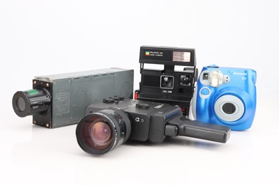 Lot 293 - A Mixed Selection of Cameras