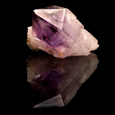 Lot 203 - An Amethyst Crystal Mineral Sample