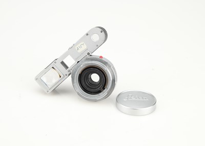 Lot 18 - A Leitz Summaron f/3.5 35mm Lens
