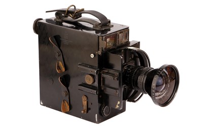 Lot 1279 - A Newman & Sinclair Auto Kine Model E 35mm Movie Camera