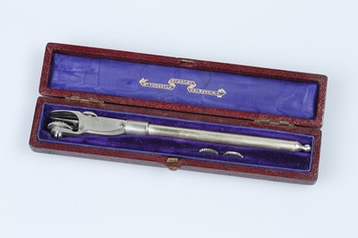 Lot 726 - A  Rare Stanley Patent Dotting  Pen