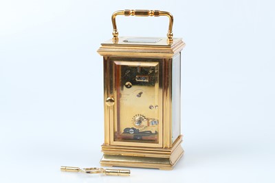 Lot 626 - A Late 20th Century St James Lacquered Brass Carriage Clock