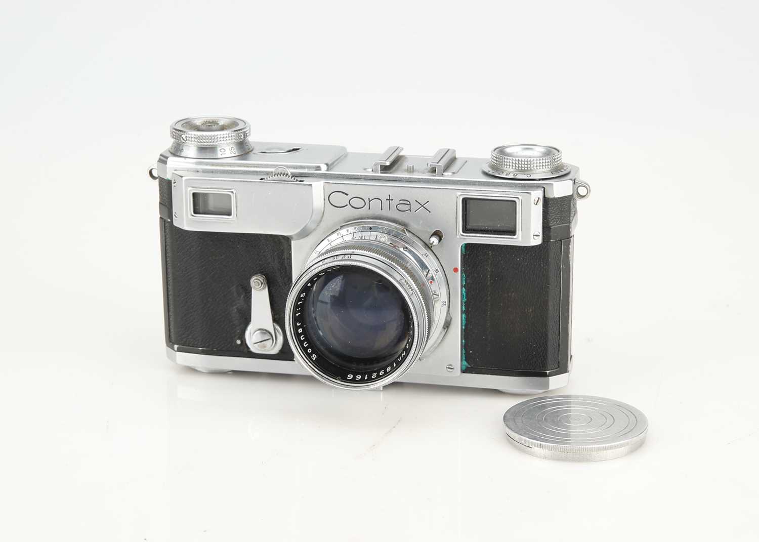 Lot 104 - A Contax II 35mm Rangefinder Camera