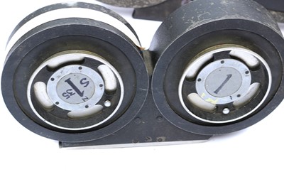 Lot 1293 - A Large Selection of Various 35mm Magazines