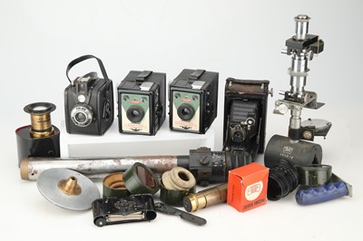 Lot 403 - A Selection of Various Cameras & Accessories