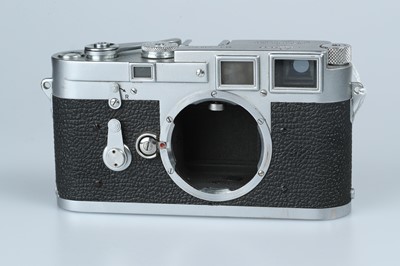 Lot 7 - A Leica M3 DS Rangefinder Body