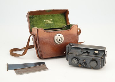 Lot 254 - A Richards Verascope Stereoscopic Camera