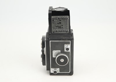 Lot 228 - A Zeiss Ikon Ikoflex IIa Medium Format TLR
