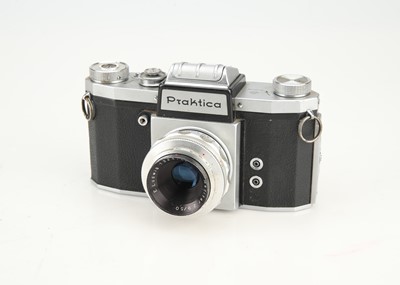 Lot 192 - A Praktica 35mm SLR Camera