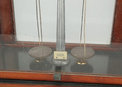 Lot 707 - A Set of Laboratory Scales by L. Oertling, London