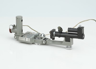 Lot 323 - A Beck Hartree Microspectroscope