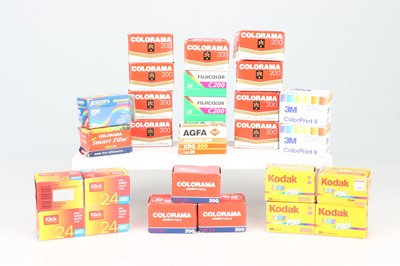 Lot 513 - A Selection of Mixed Boxed 35mm Film