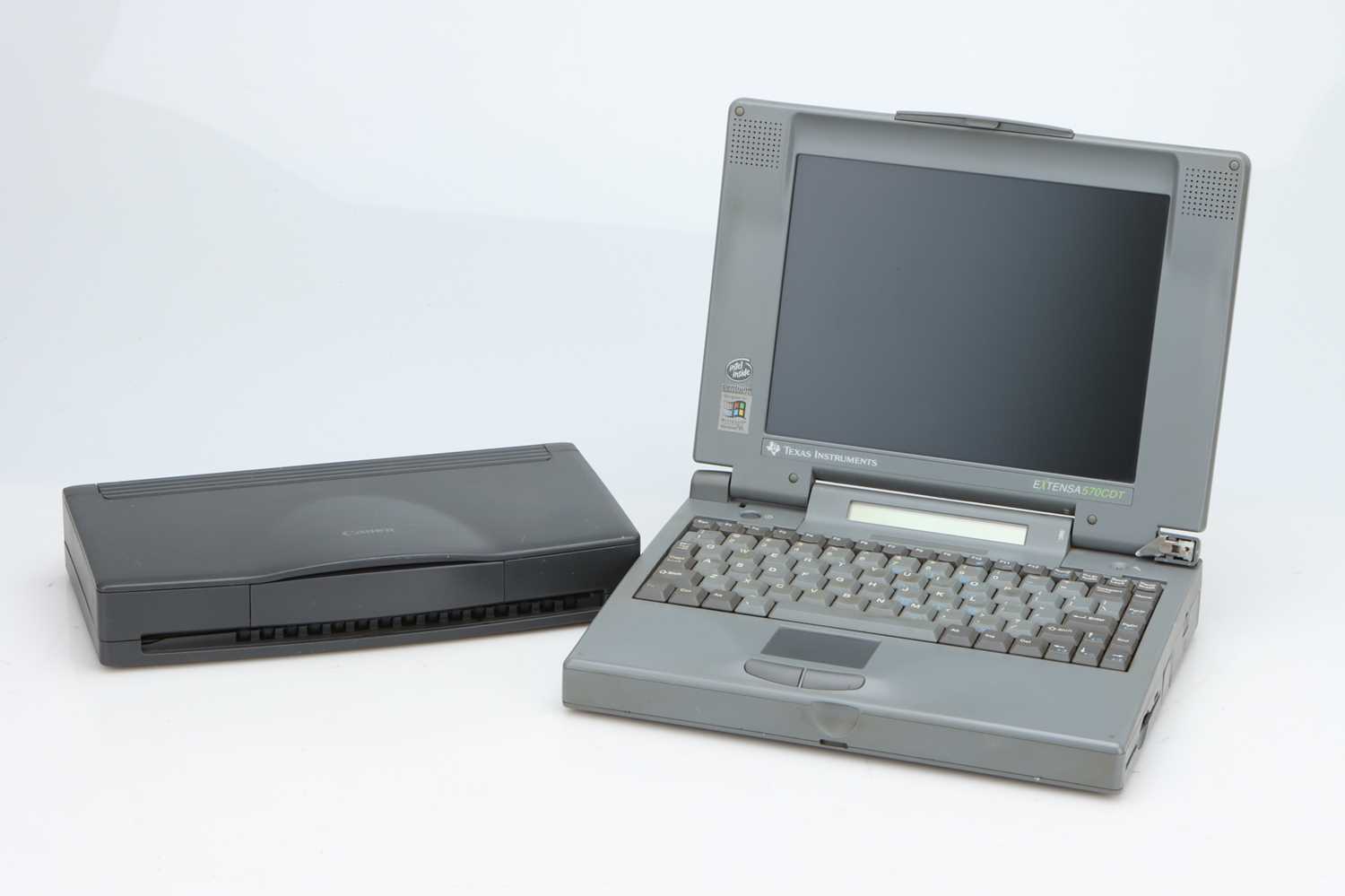 Lot 113 - A Texas Instruments Extensa 570CDT Laptop,