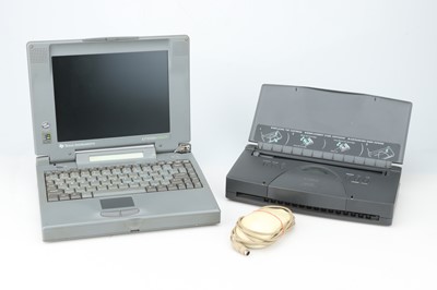 Lot 113 - A Texas Instruments Extensa 570CDT Laptop