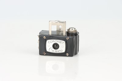 Lot 683 - A Coronet Cameo Sub Miniature Camera