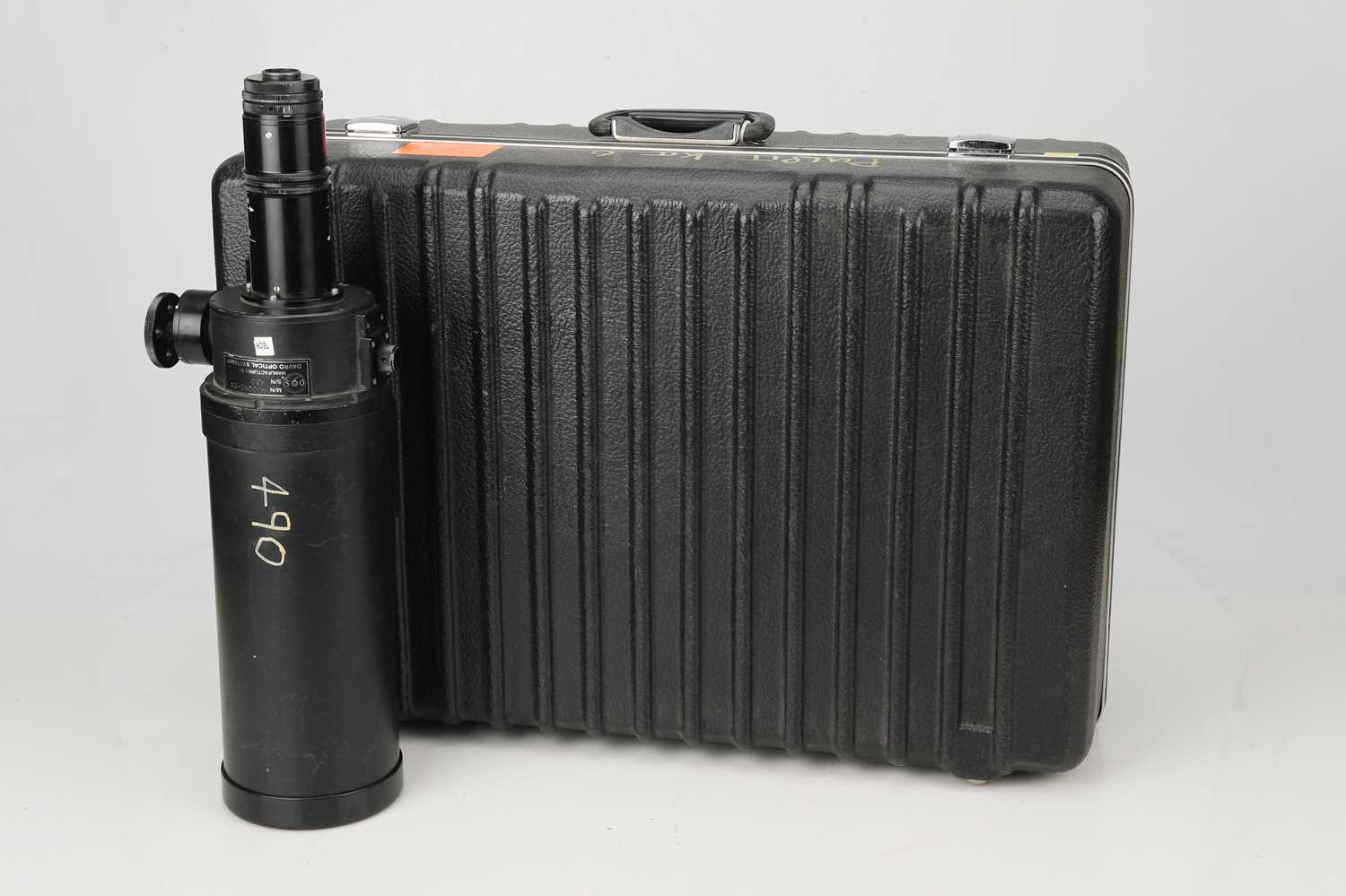 Lot 348 - A Davro Optical Systems M100MZ-2X Mirror Lens