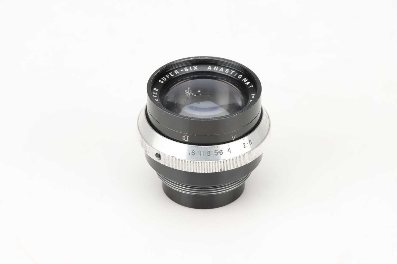 Lot 581 - A Dallmeyer Super Six f/1.9 63mm Lens