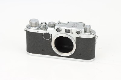 Lot 568 - A Leica IIc Sharkskin Rangefinder Body