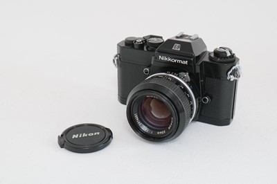 Lot 652 - A Nikon Nikkormat EL SLR Camera