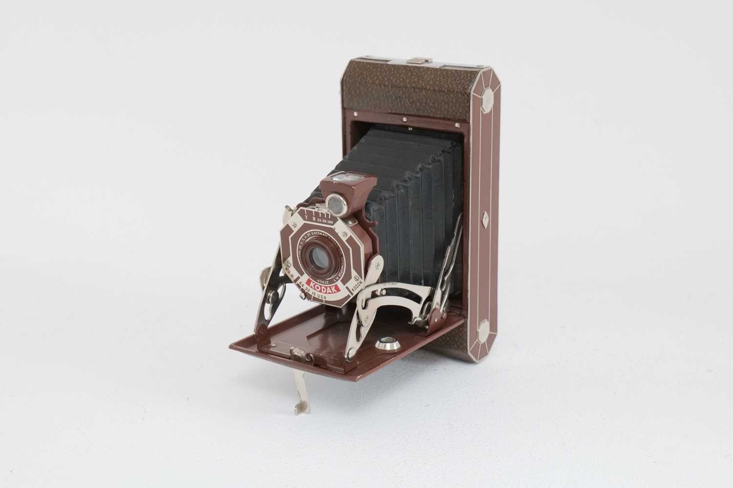 Lot 378 - An Eastman Kodak Brownie Six-20 Art Deco Folding Camera