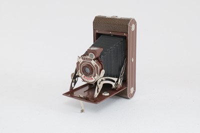 Lot 378 - An Eastman Kodak Brownie Six-20 Art Deco Folding Camera